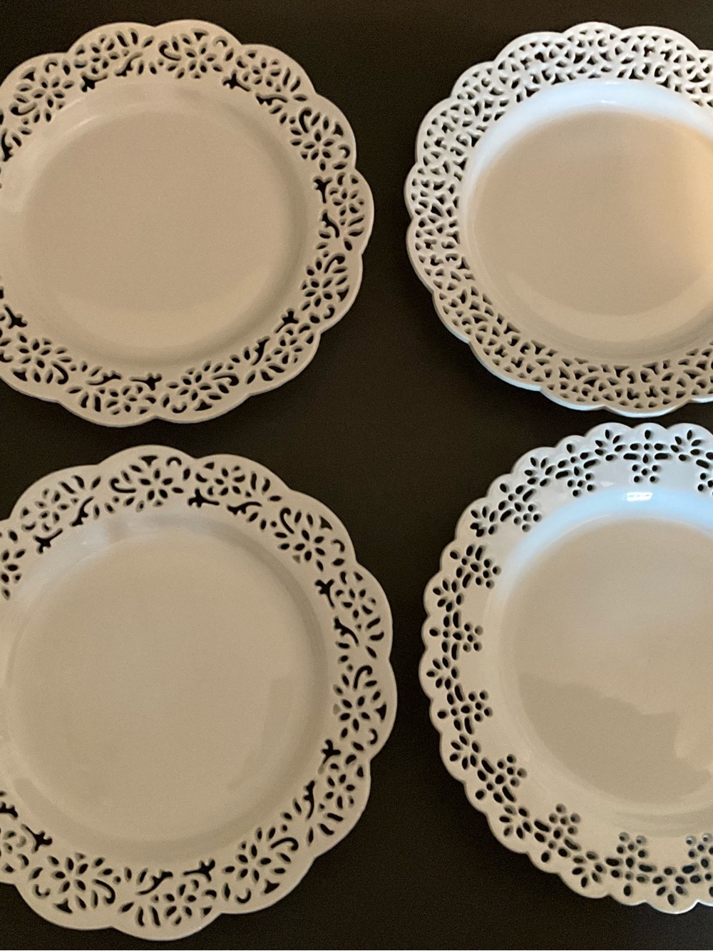 Pier 1 White Lace-Edge porcelain Dinner Plates - Set of 4